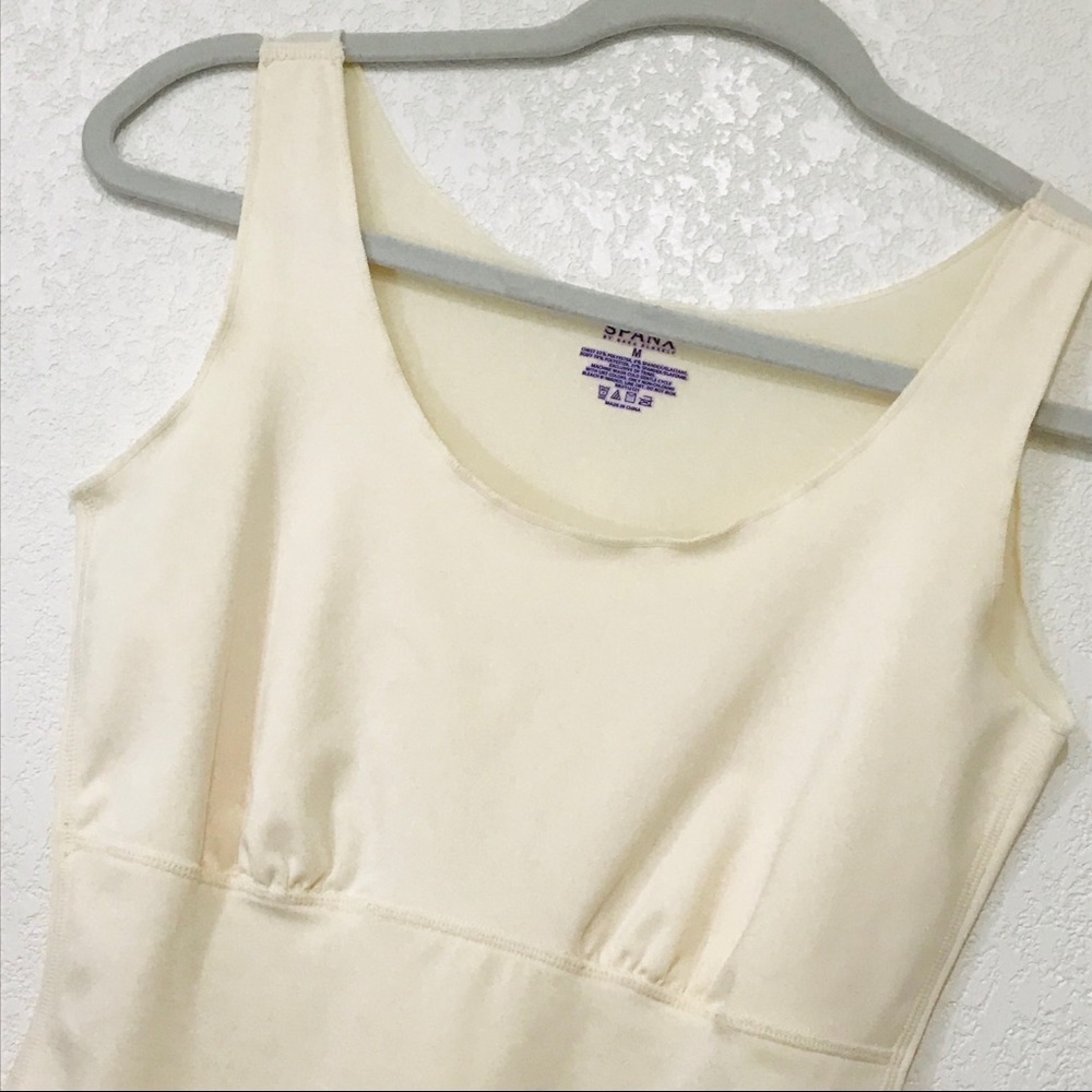 SPANX Top - Picture 2 of 6